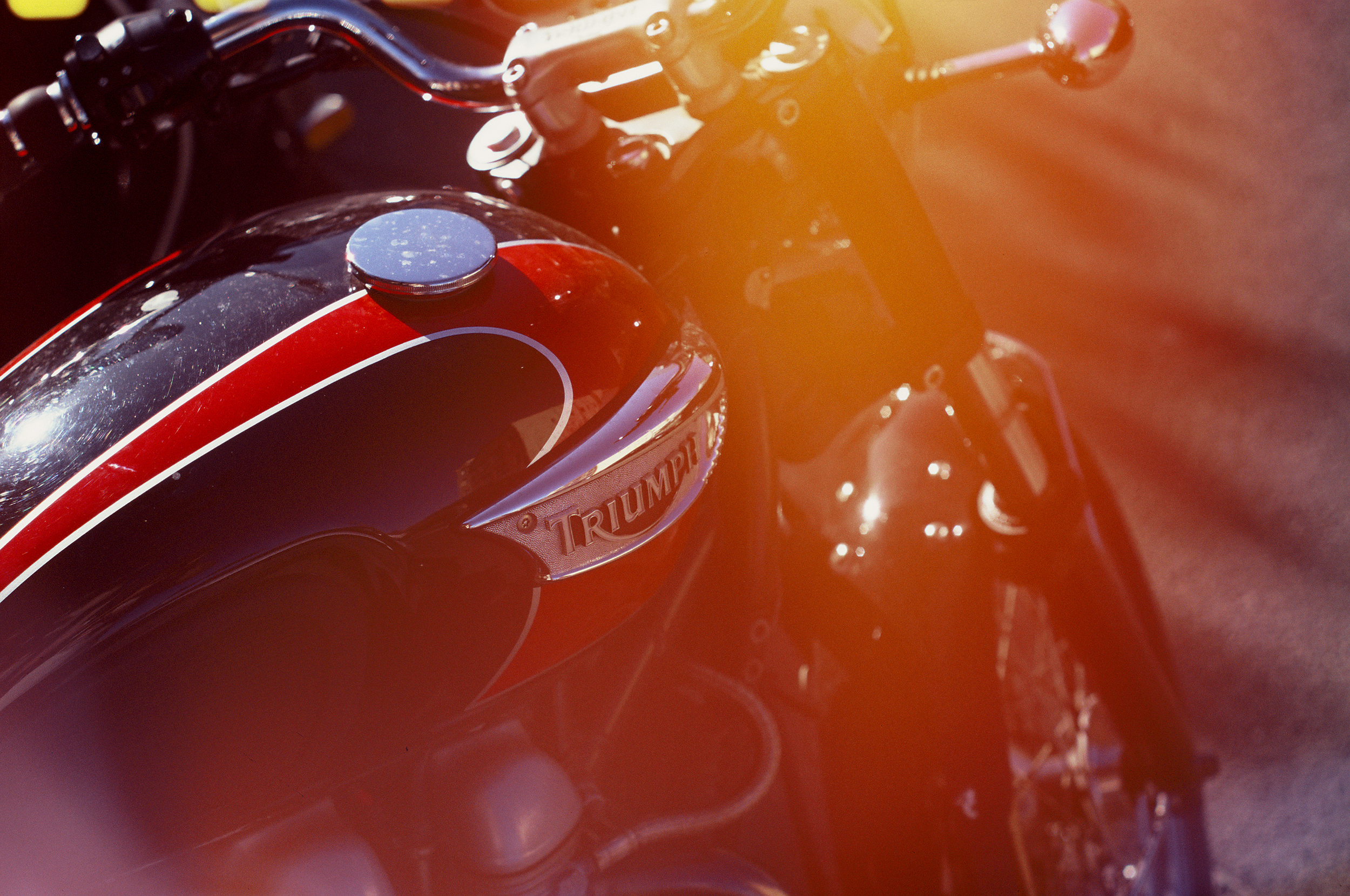 CHRISTIE-R1-02.jpg