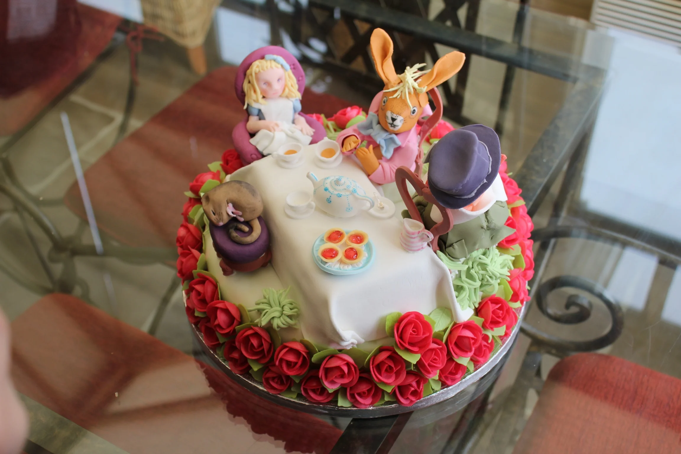 Mad Hatter's tea party cake