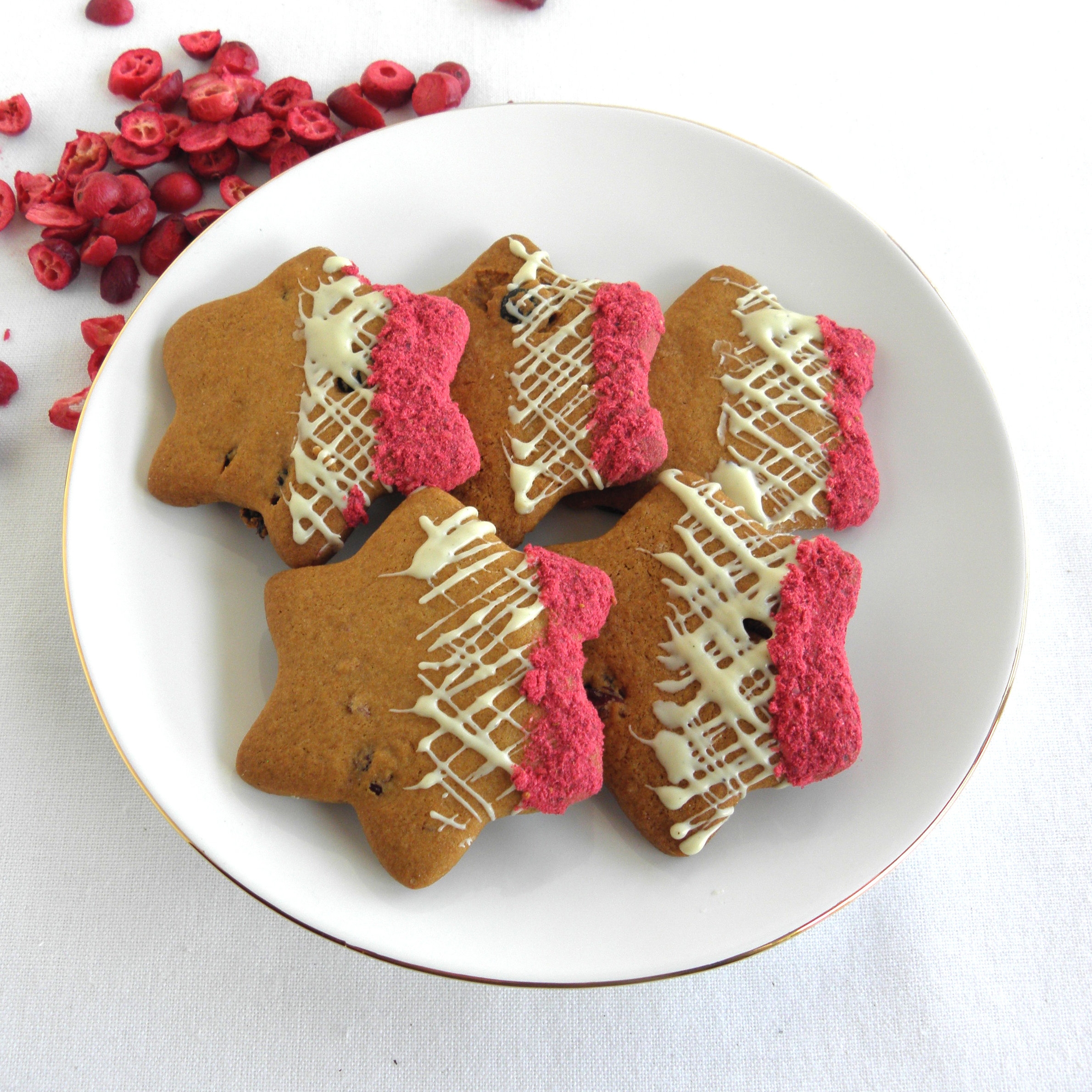 Cranberry and white chocolate stars