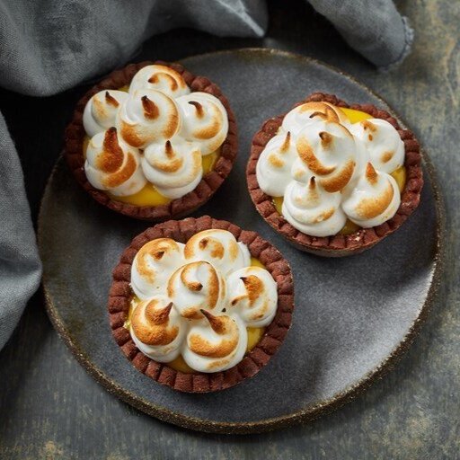 Passion fruit meringue tartlets