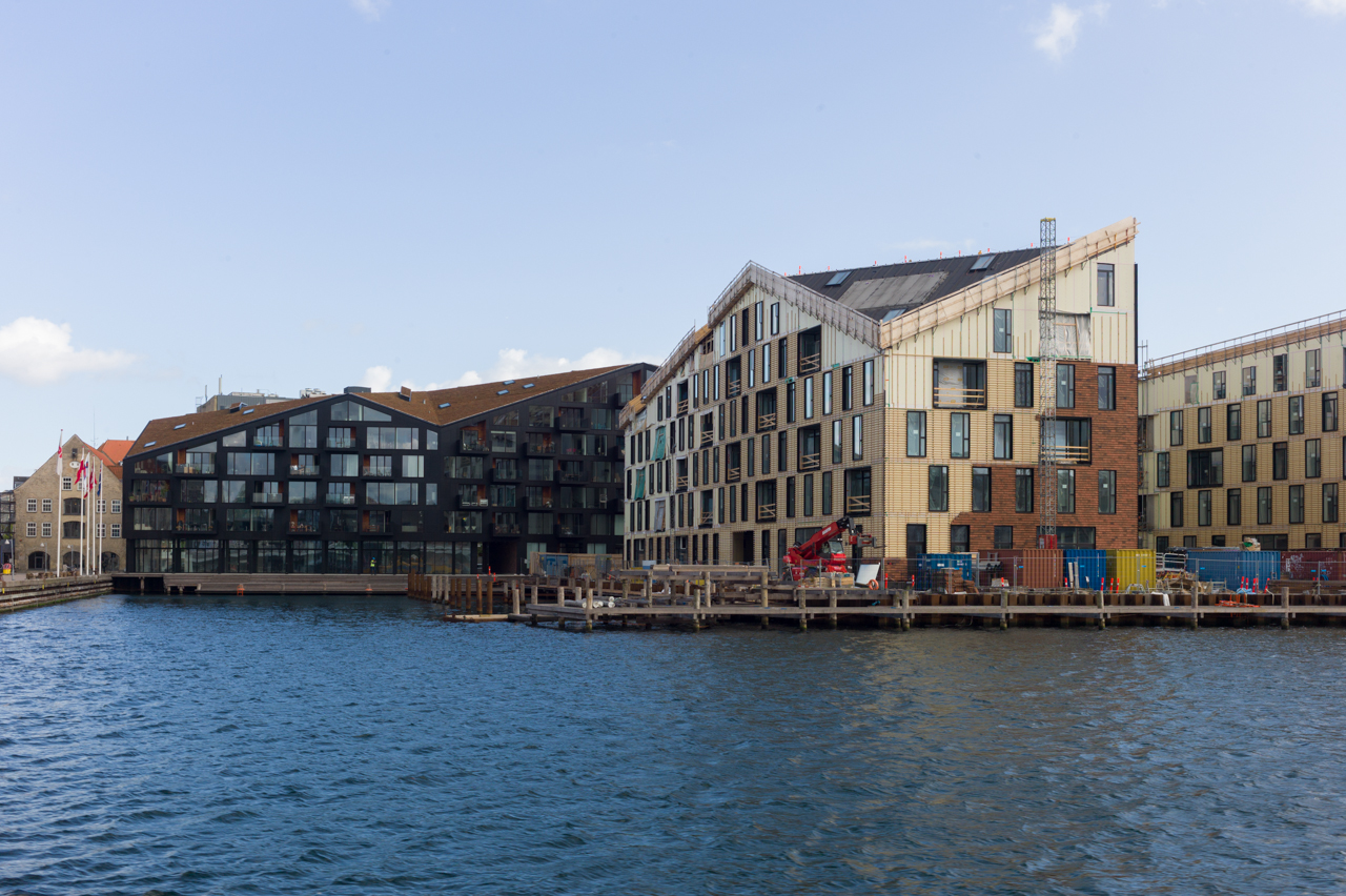   The most recent apartment buildings on the inner harbour - Krøyers Plads by Vilhelm Lauritzen and COBE -nearing completion  