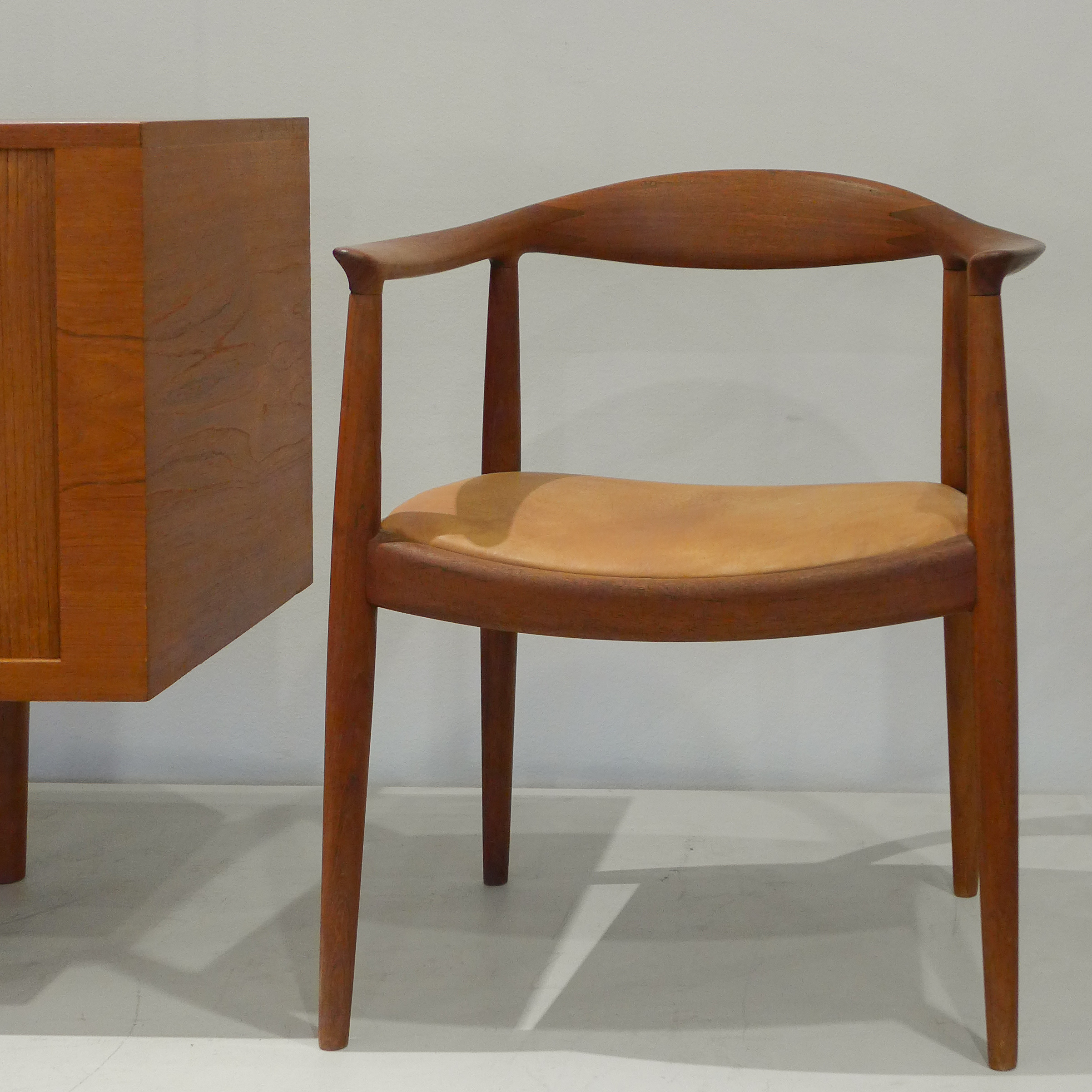 Ledig perler ægteskab Den Runde Stol / The Chair by Hans Wegner 1949 — danish architecture and  design review