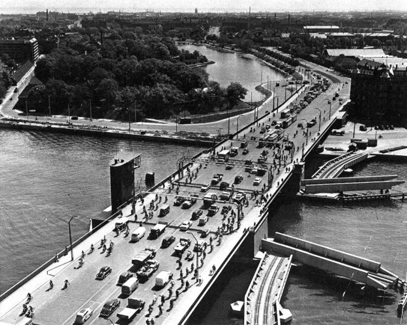 langebro-ca1965_small.jpg