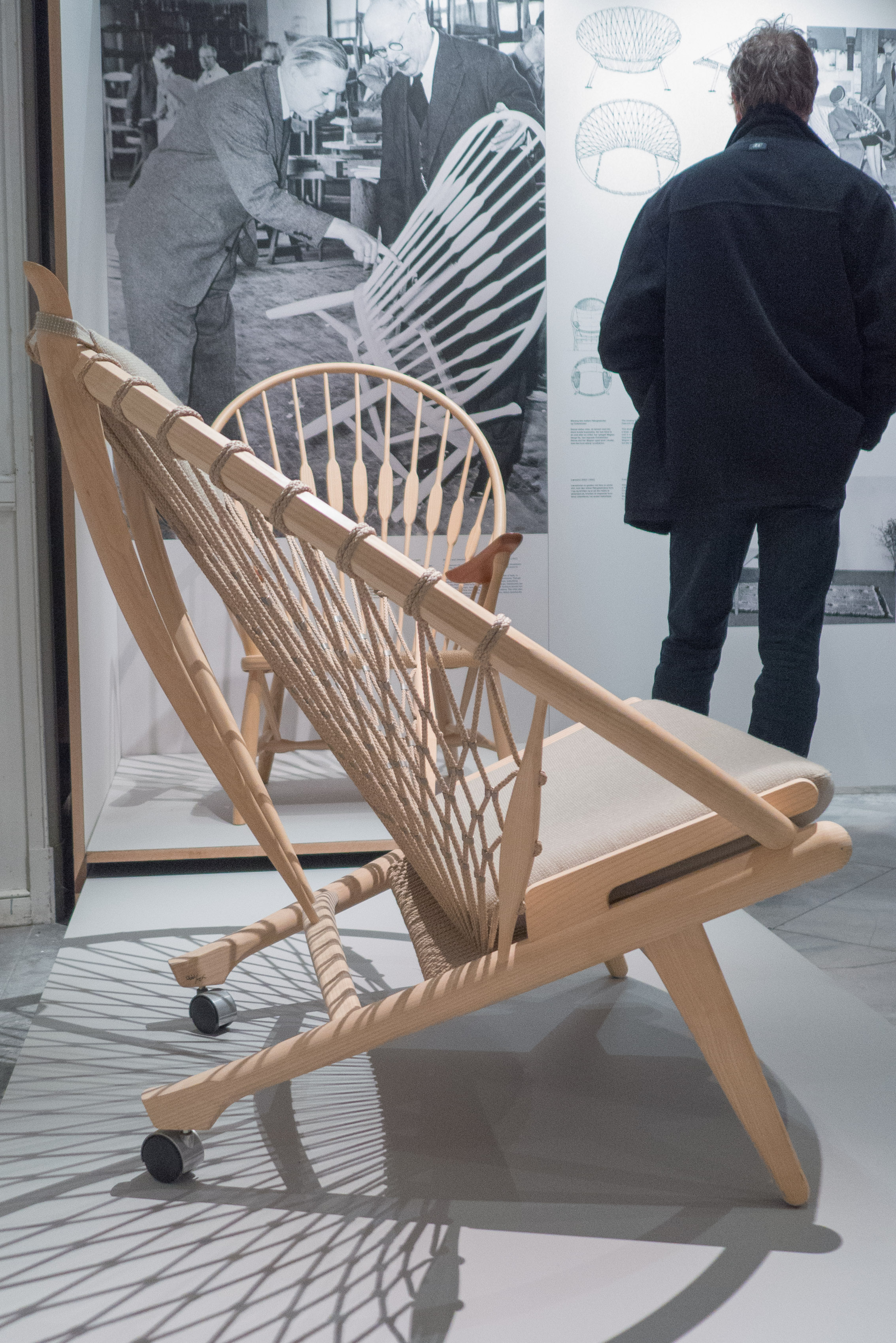 vejr midlertidig Stranden Cirkelstolen / The Circle Chair by Hans Wegner 1986 — danish architecture  and design review