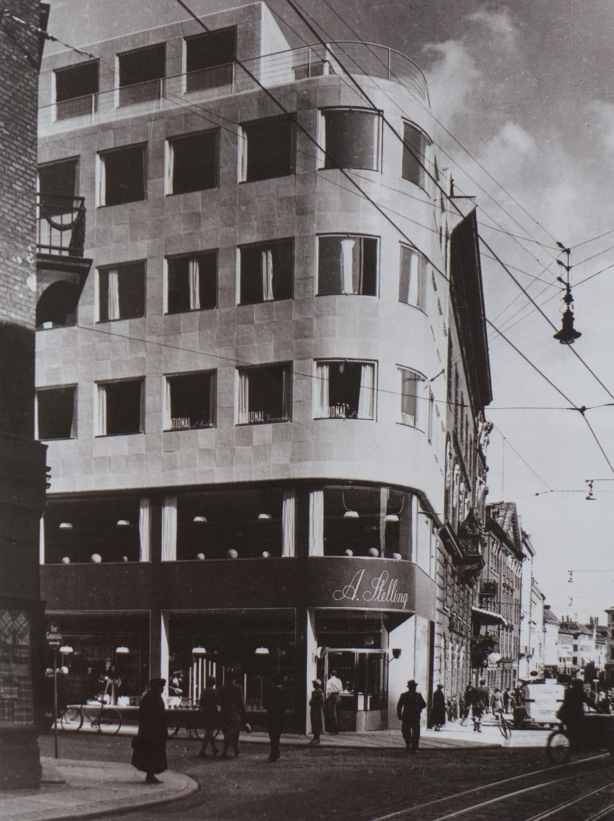 L1290325.jpg