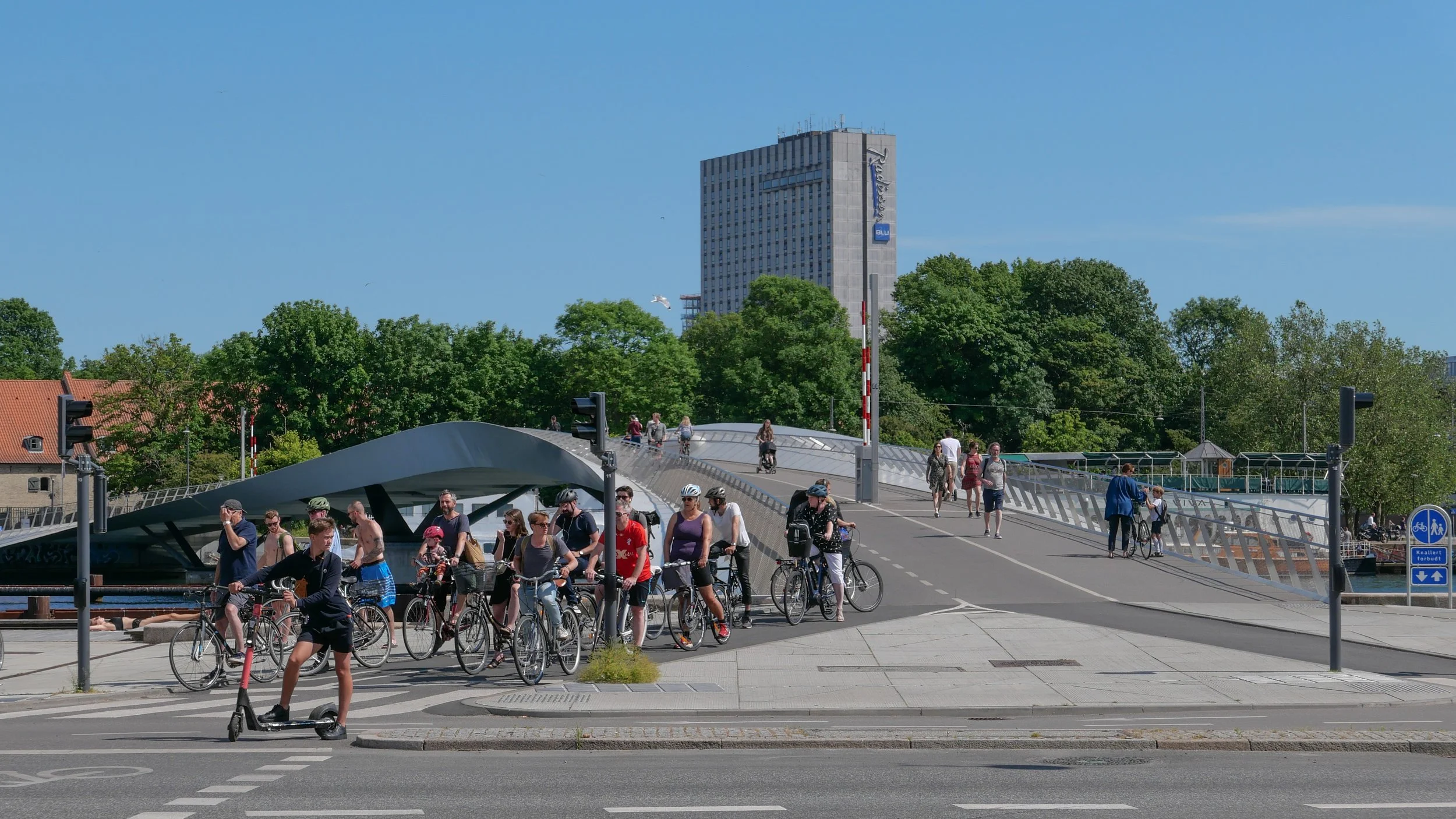 Copenhagen by bike — danish architecture and design review
