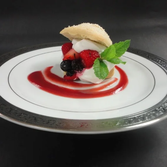 Biscuit, Mixed Berries, Fresh Vanilla Cream