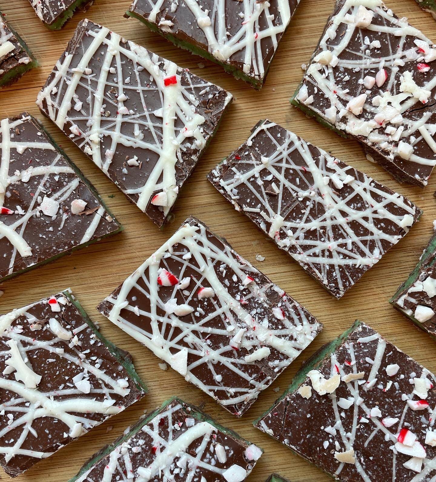 #peppermint marzipan bark in the kitchen today! 1/2 pound bags on sale for $14 ❤️

#peppermintbark #mint #chocolatebark #chocolate #yummy #nomnomnom #sweets #sweet #sweetsofig #sweetsofinstagram #treats #whitechocolate #marzipan
