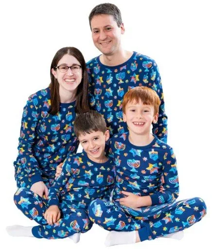 Family Shabbat &amp; Pizza in Your Pajamas!