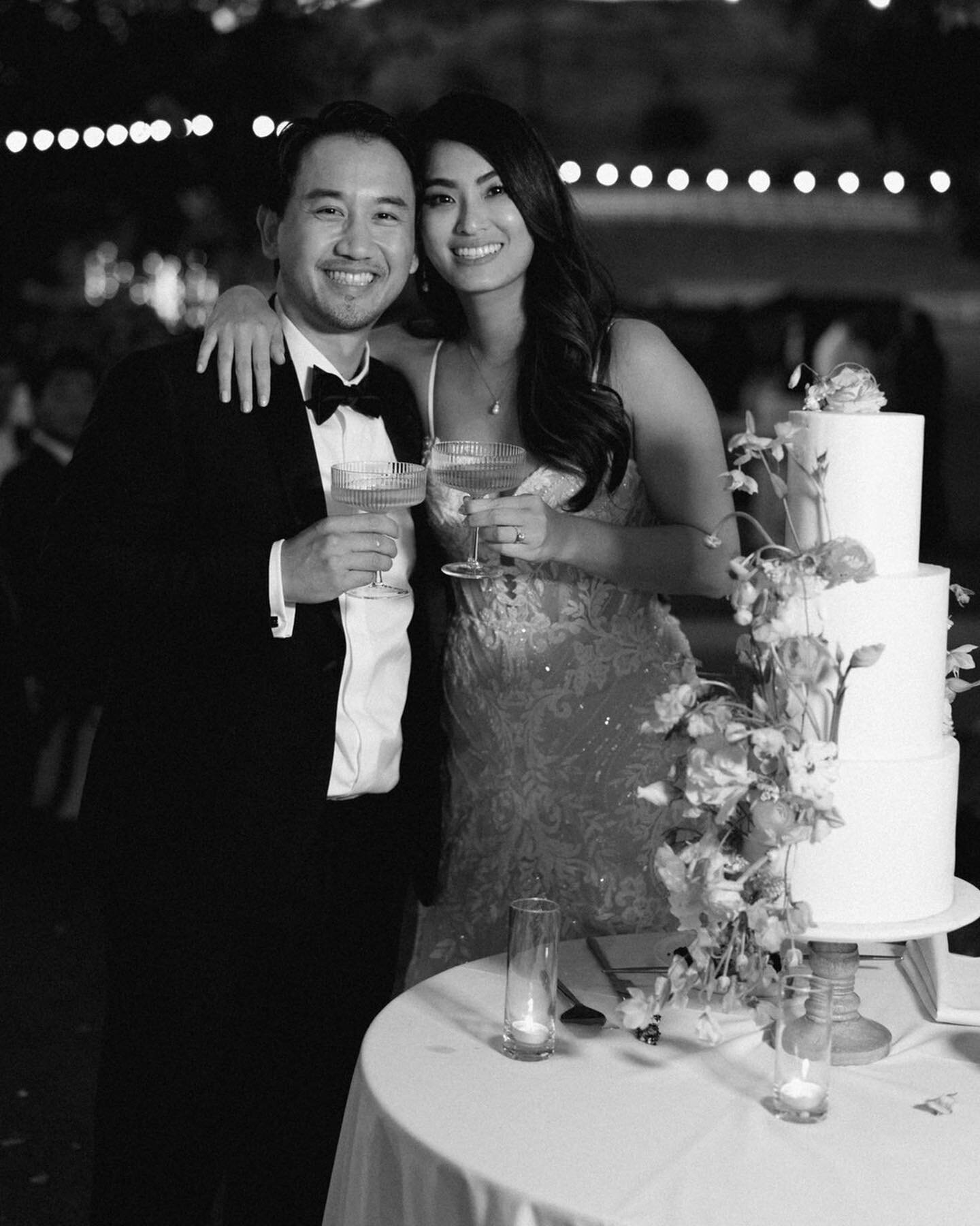 ⁣&rdquo;True love stories never have endings.&rdquo; -Richard Bach ⁣
⁣⁣⁣⁣⁣⁣⁣⁣ ⁣⁣⁣⁣⁣
Bridal HMUA: #mmbmonica⁣
Venue: @saddlerockranch⁣
Planning: @cclweddings_ashley⁣
Photography: @carmensantorelliphoto⁣
Videography: @fjmstudio⁣
Florals: @milieuflorals