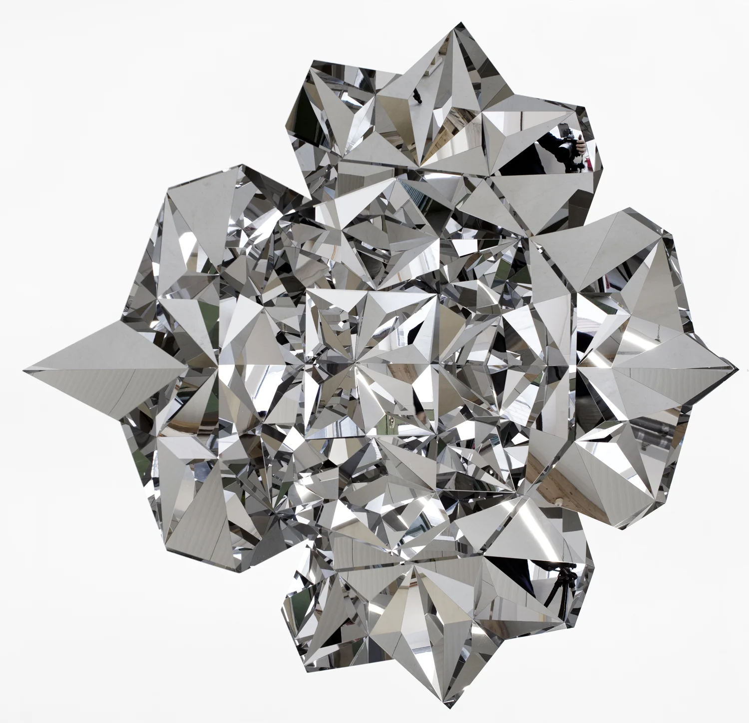 Epistrophy 6 , 2012, polished stainless steel, 256 x 223 x 85 cm
