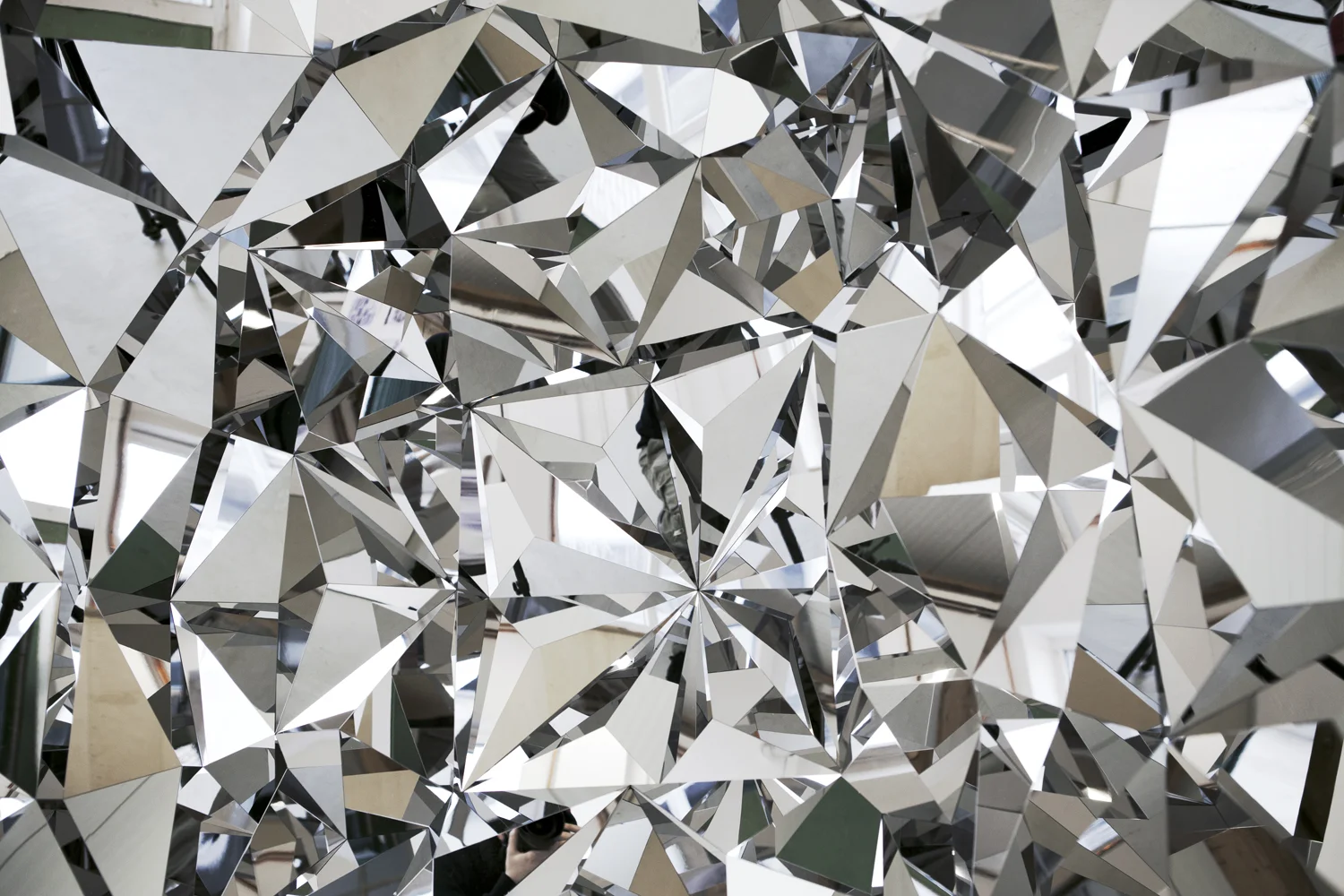 Epistrophy 6 , 2012, polished stainless steel, 256 x 223 x 85 cm