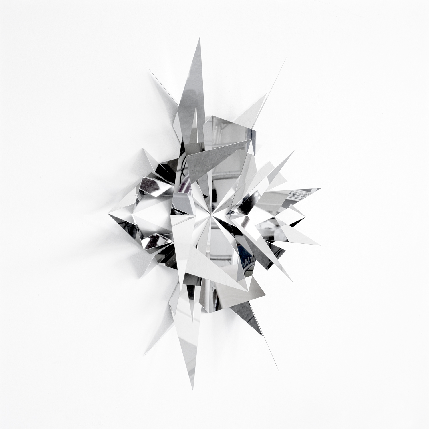   Glance #1   , 2009,    polished stainless steel,   64 x 54 x 11   cm    