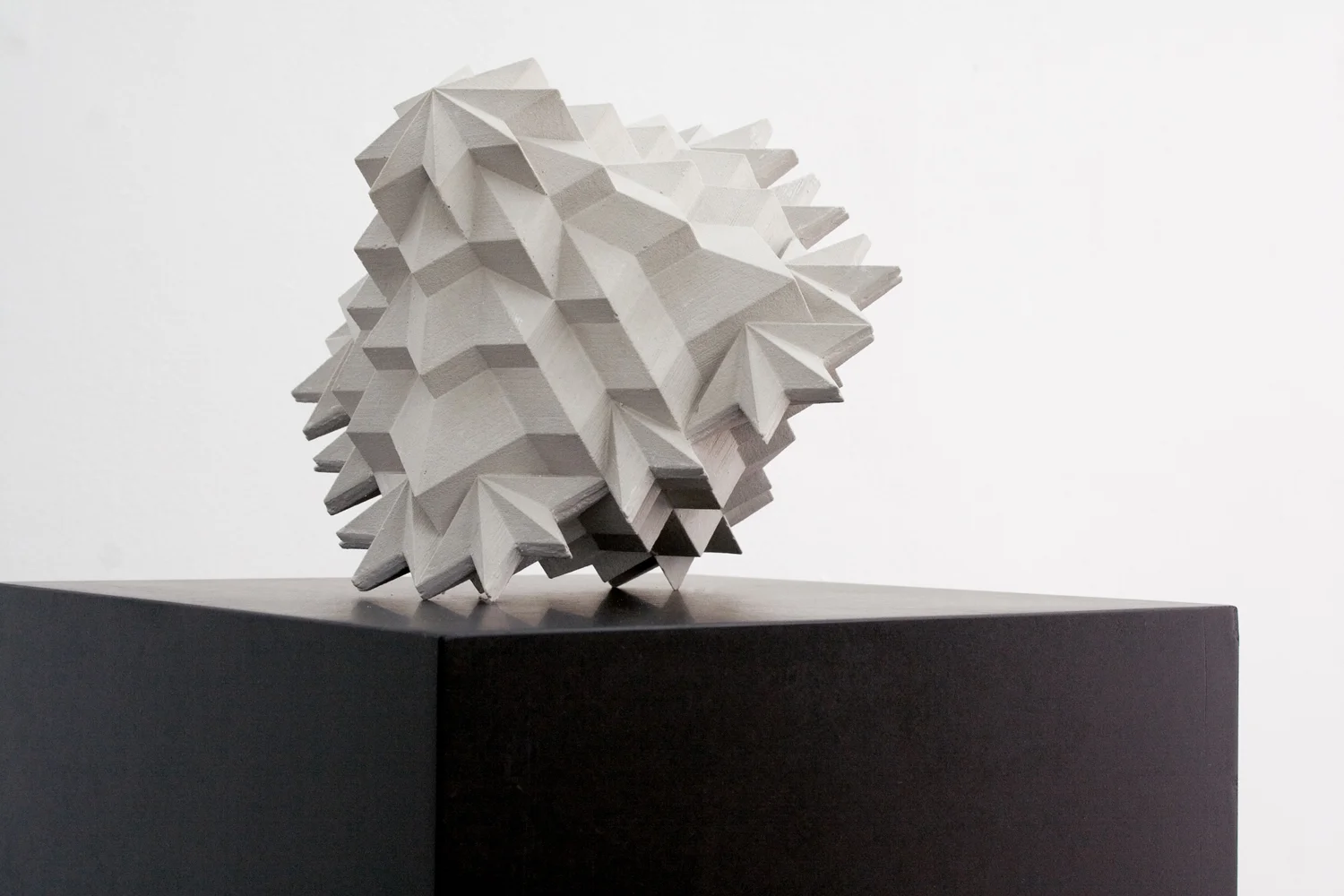 Sphere 6 , 2008, plaster