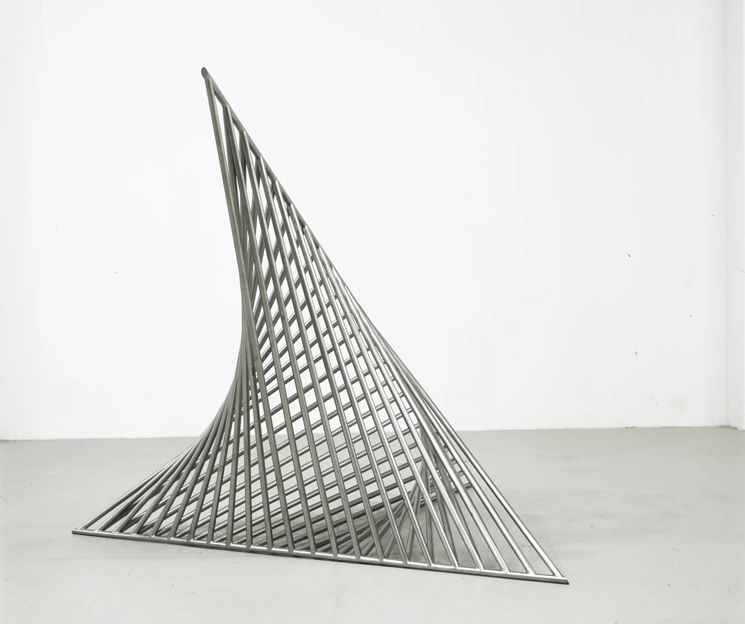 Approx , 2012, stainless steel, 180 x 171 x 137 cm