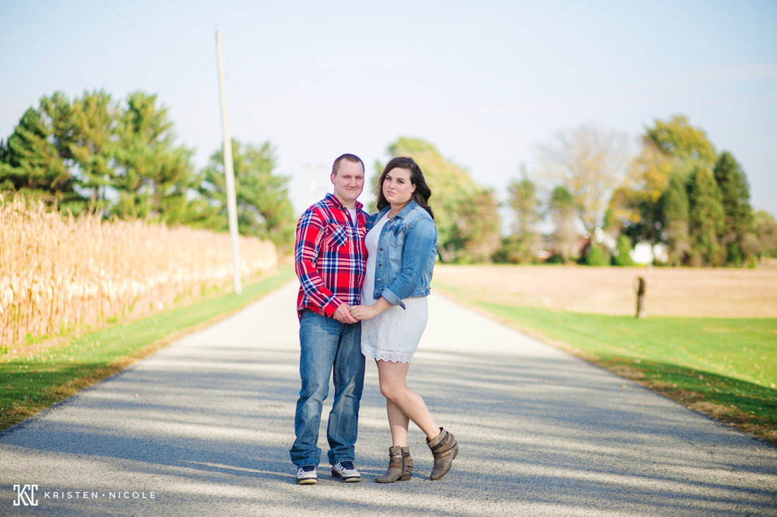 toledo-ohio-engagement-photographer-5.jpg