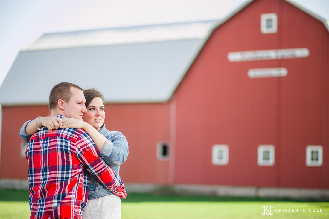 toledo-ohio-engagement-photographer-7.jpg