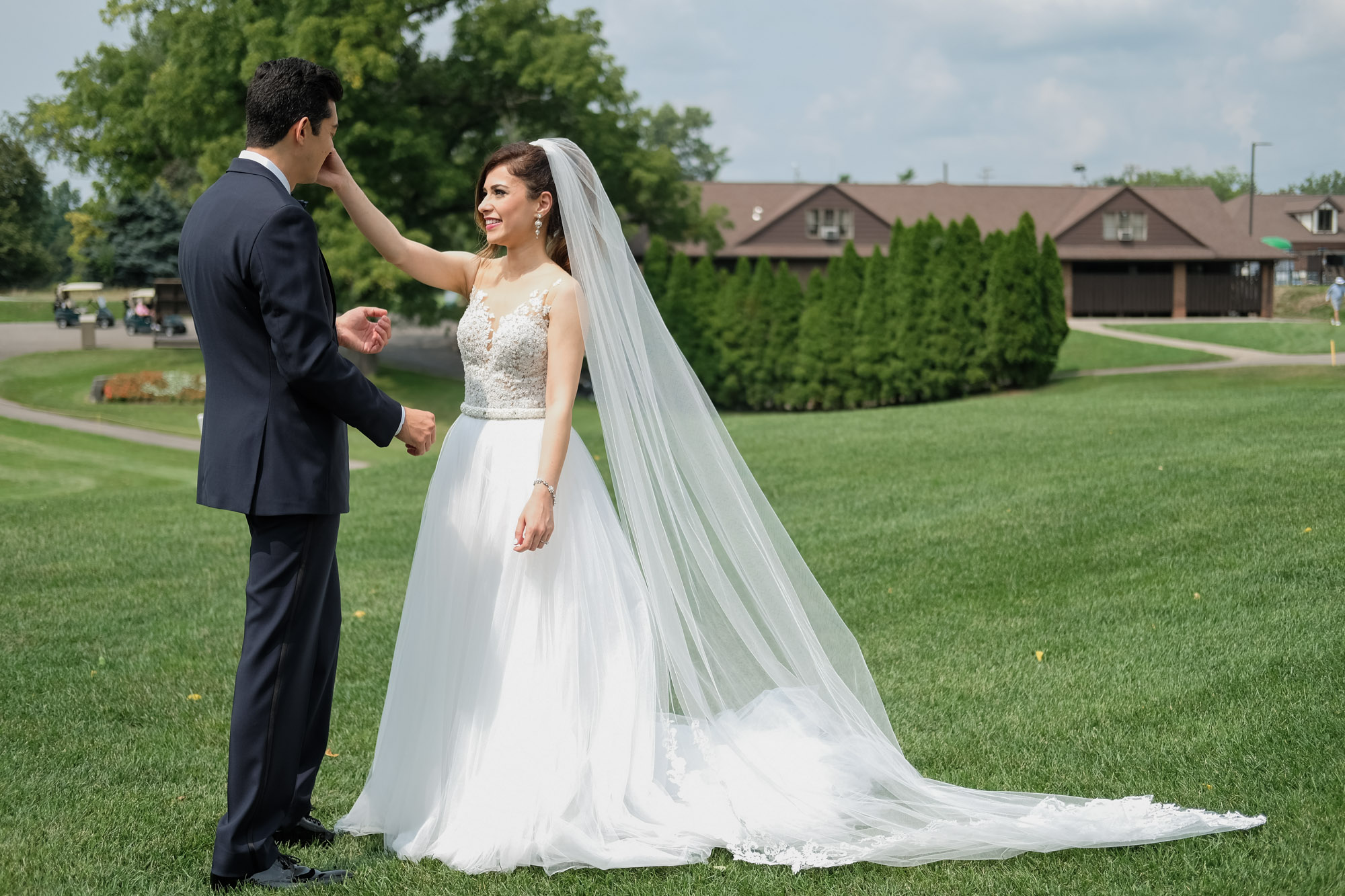 sylvania-country-club-wedding-photos-56.jpg