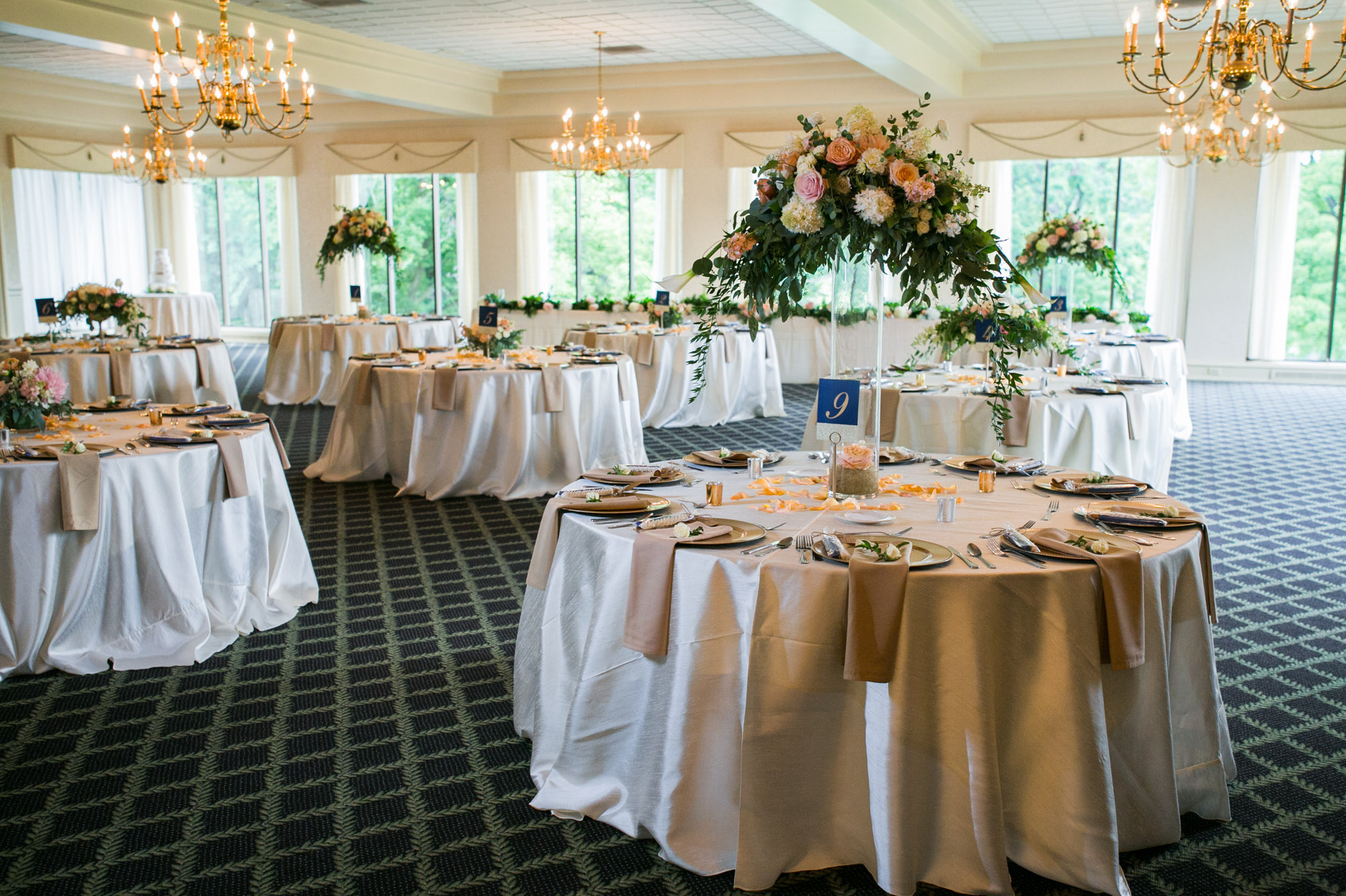 sylvania-country-club-wedding-photos-104.jpg