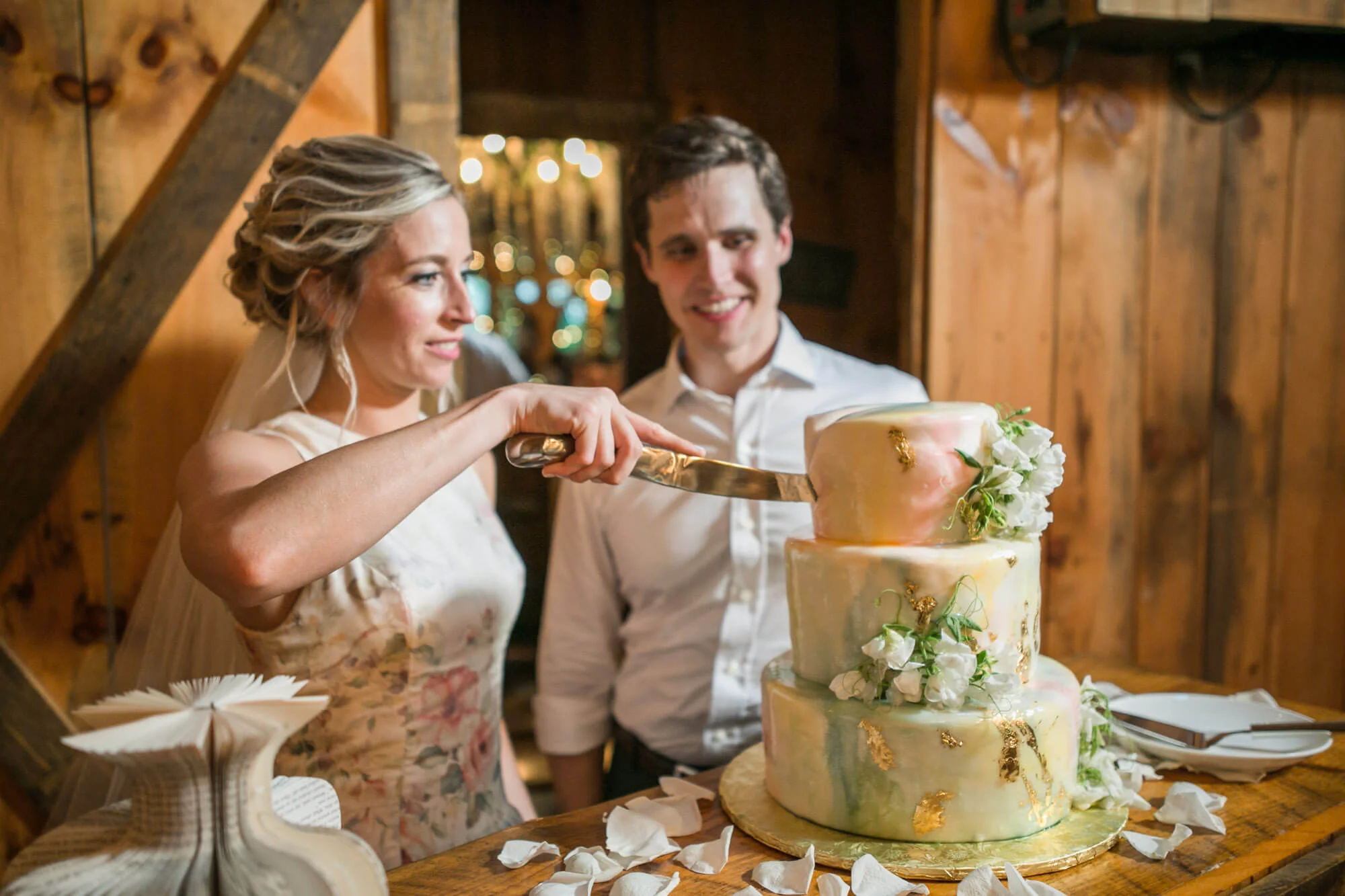 grand-barn-mohican-wedding-117.jpg