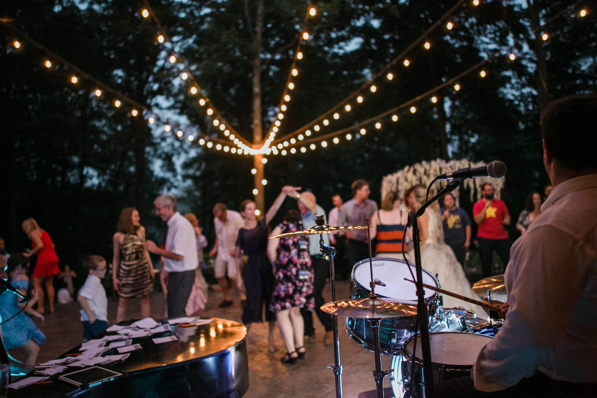 grand-barn-mohican-wedding-137.jpg