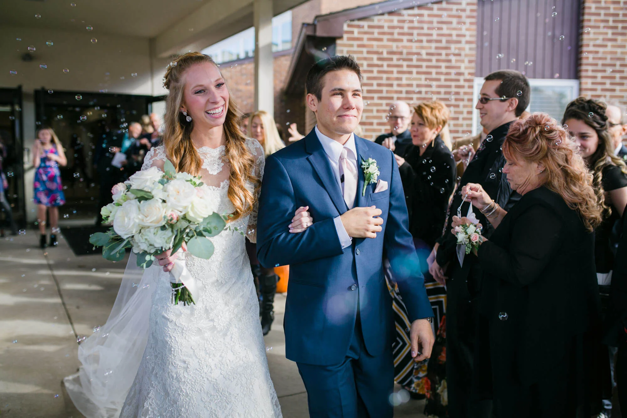 hilton-garden-inn-perrysburg-wedding-photos-83.jpg