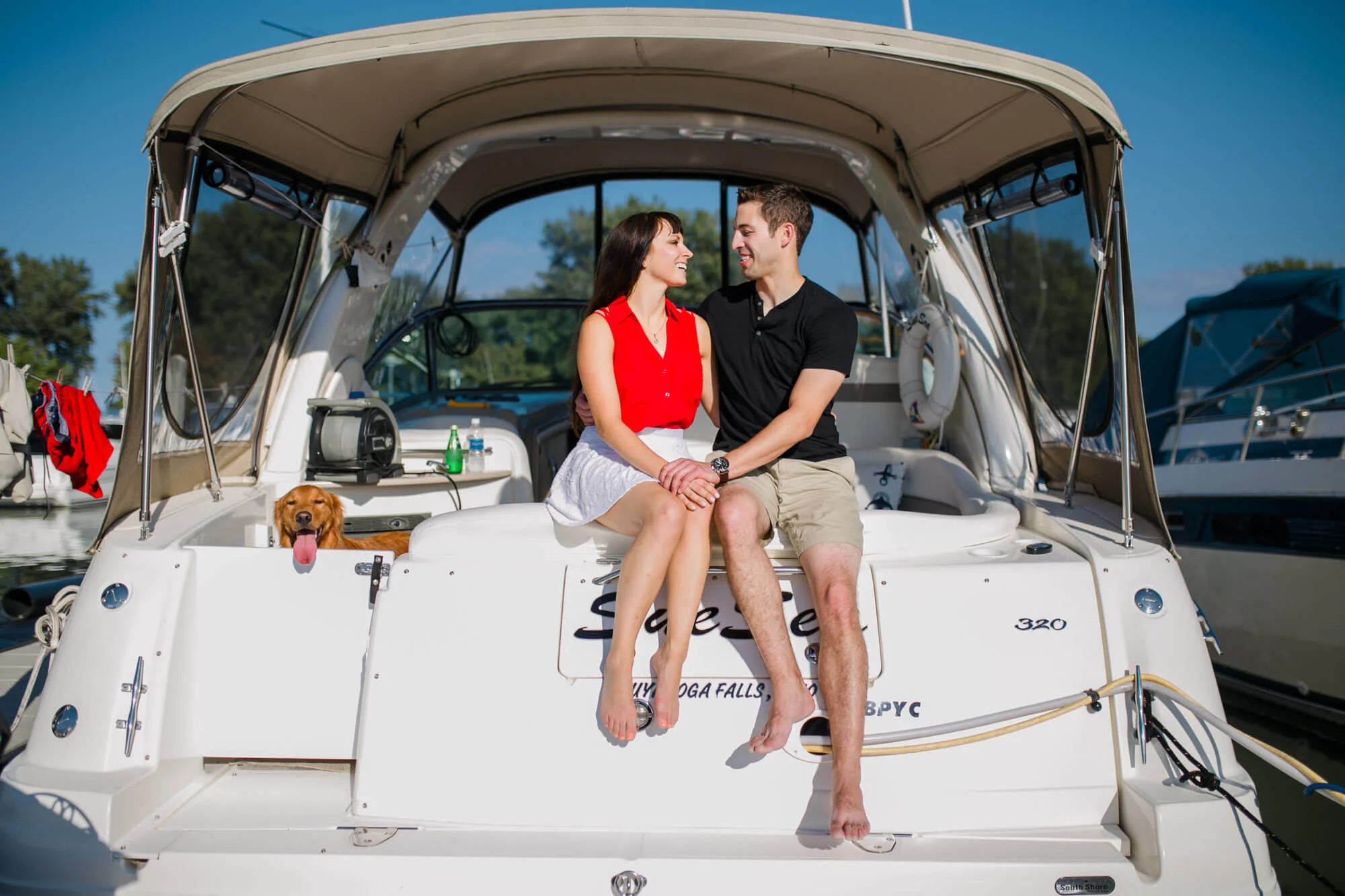 marblehead-outdoor-engagement-photos-16.jpg