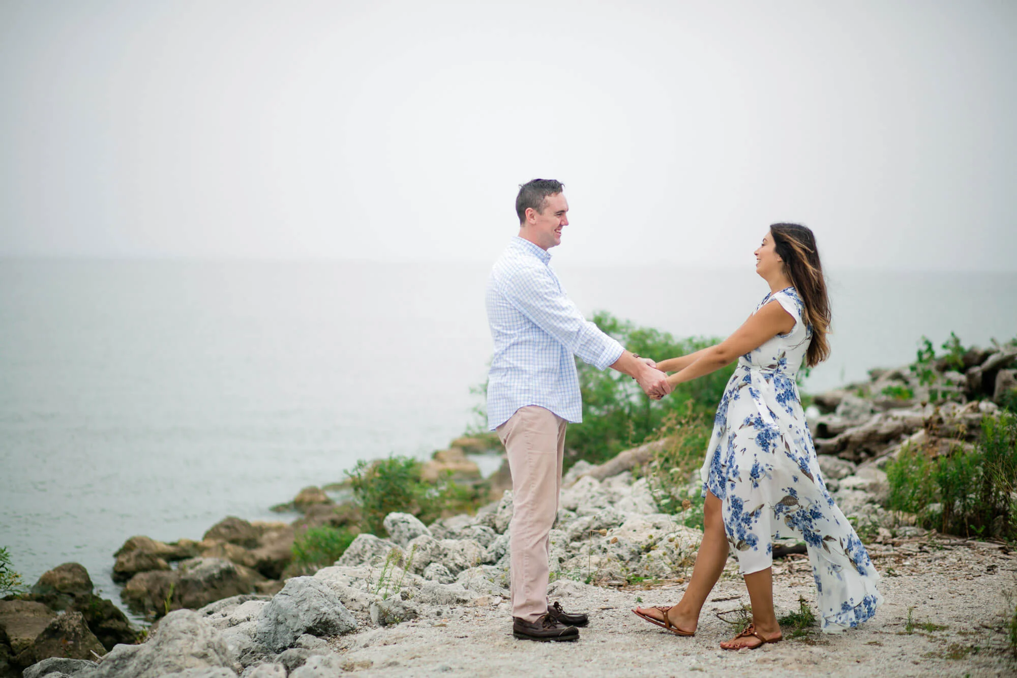 maumee-bay-state-park-engagement-photos-12.jpg
