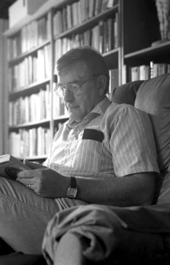 dadreading.jpg