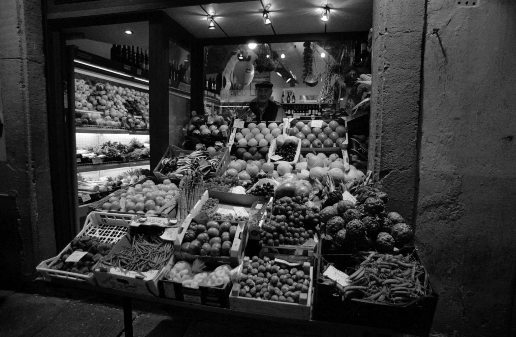 fruitstand-1660x1085.jpg