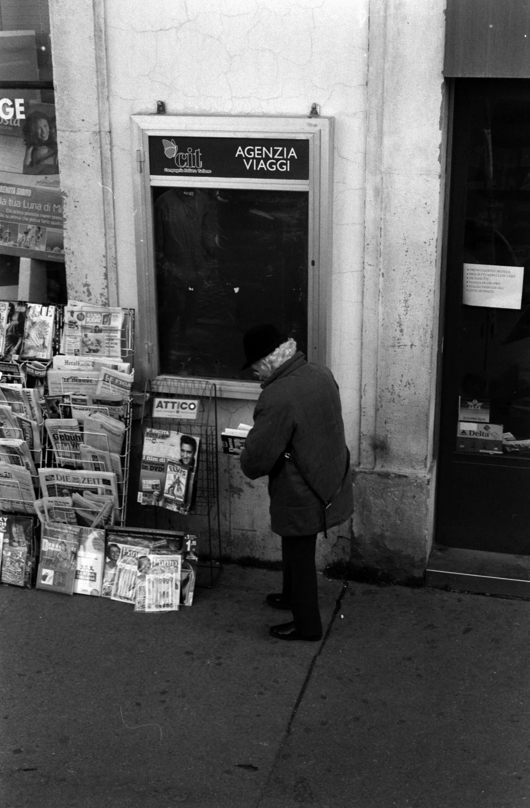 readingapaper.jpg