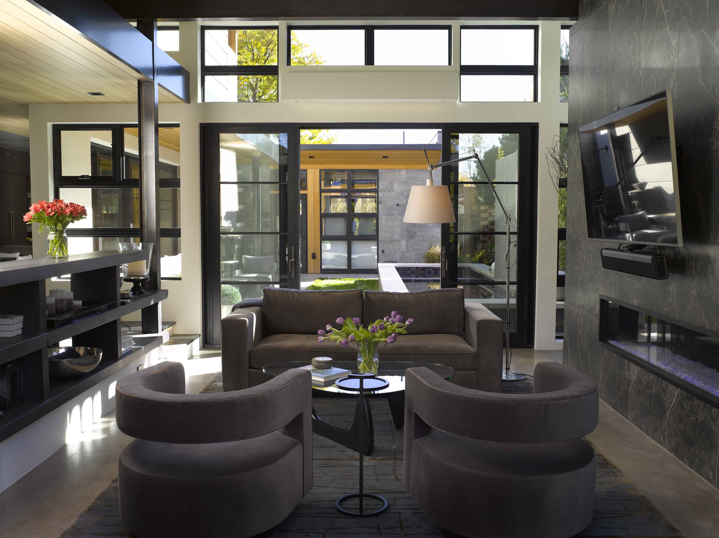 Livingroom 1.jpg