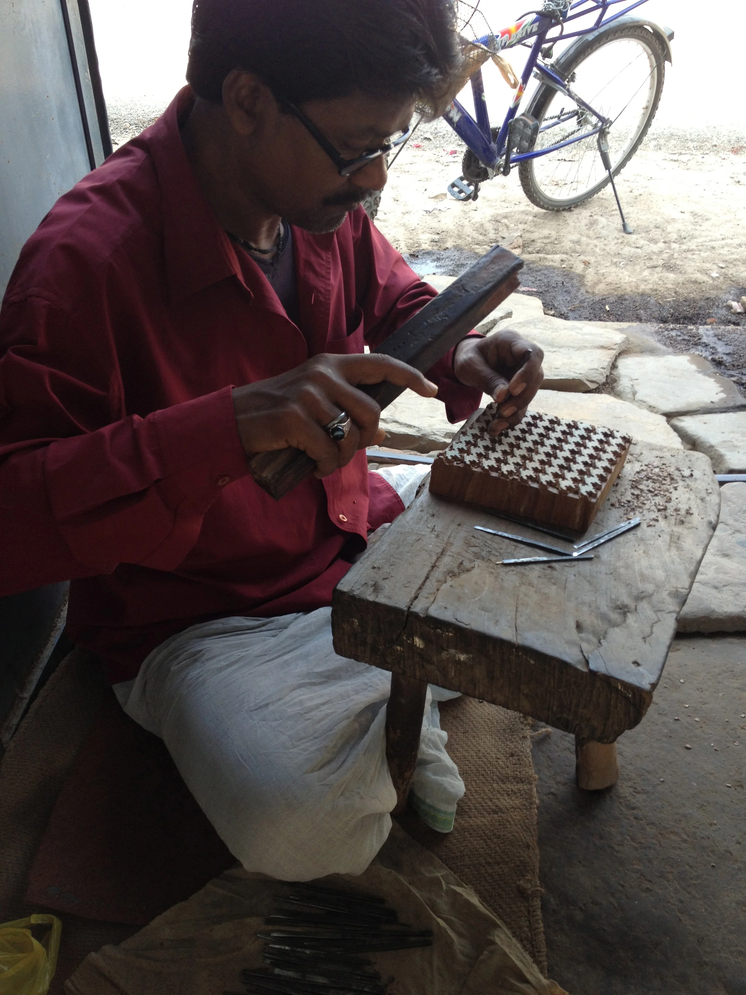 Jogdish working in shop, Khojwa, Varanasi, 2013