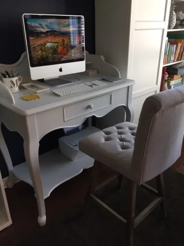 MareesDeskTableAfterLampWhite2.jpg