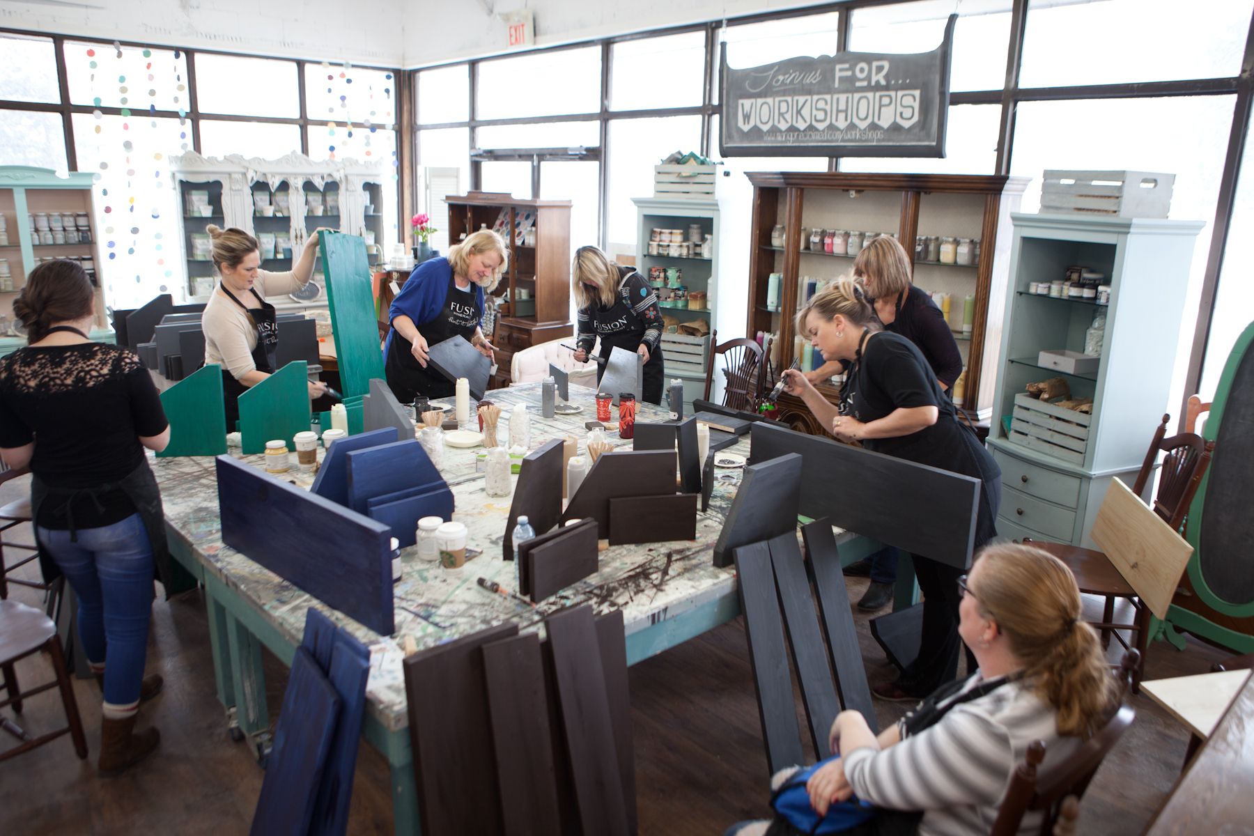FarmhouseEntranceOrgainzerWorkshop-3.jpg
