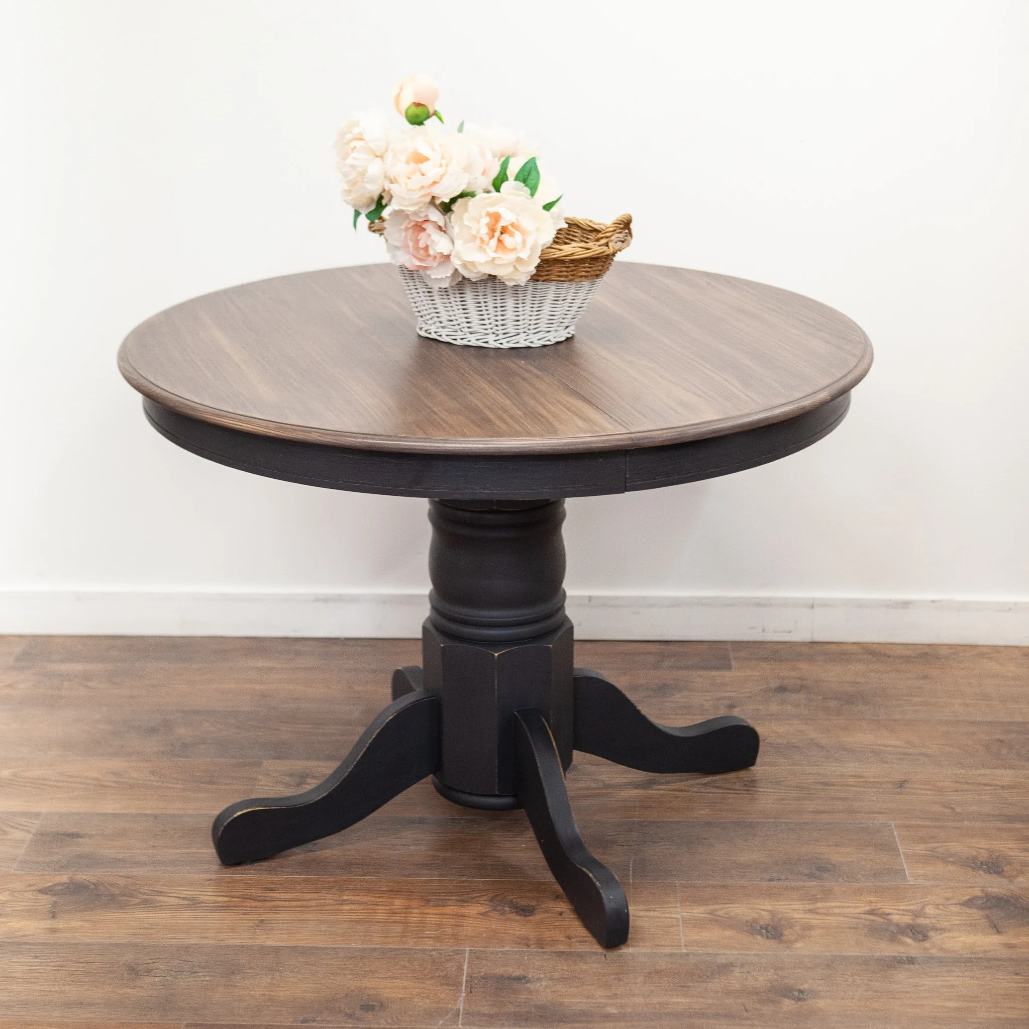 Noah/ Charlie Stained Pedestal Table