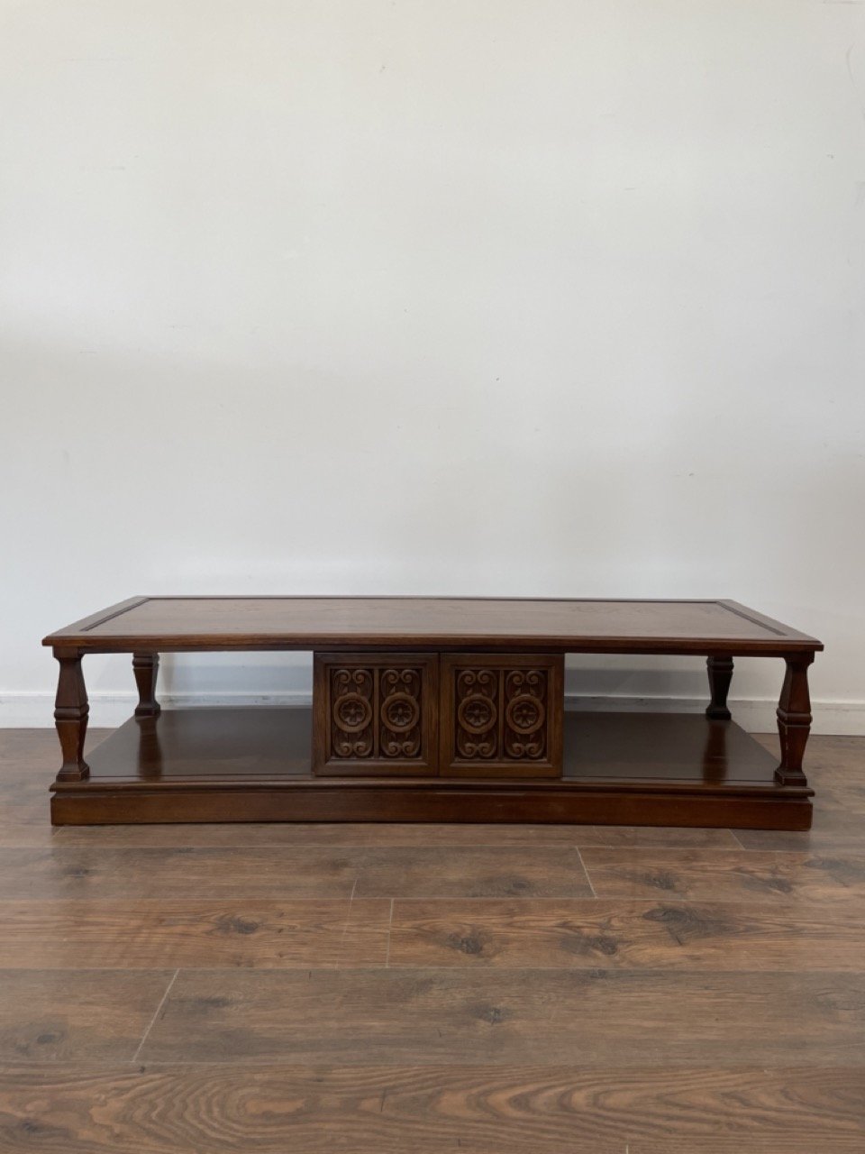 Coffee Table With Sliding Door 10405