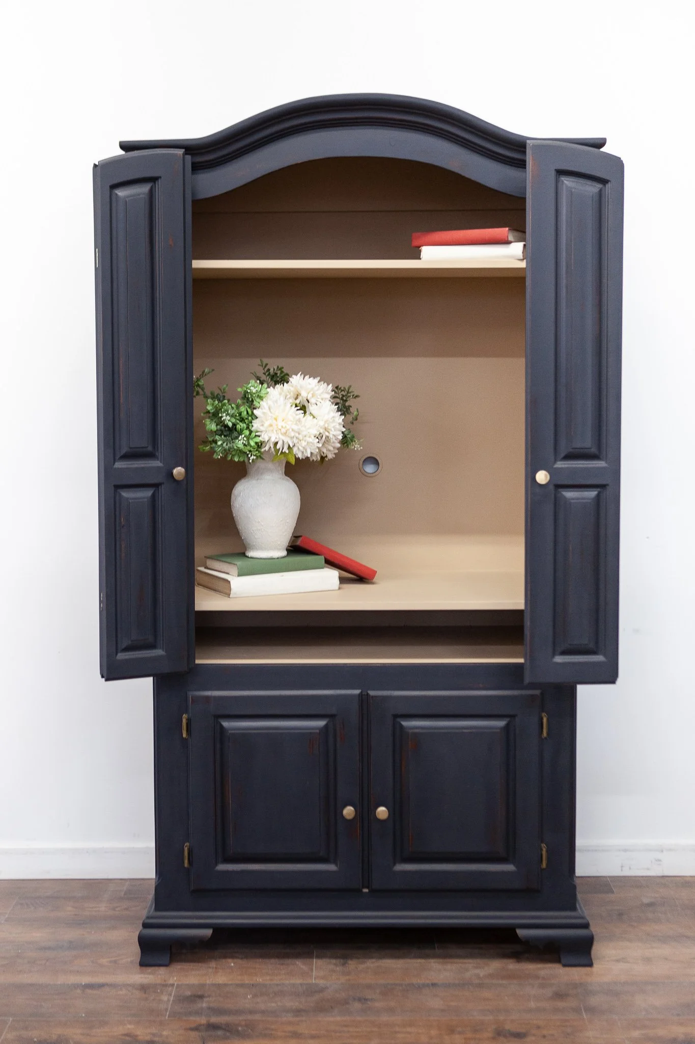 Noah / Ophelia Armoire
