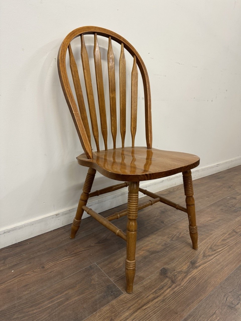 Single Windsor Back Chair With Spindle Legs- 20232