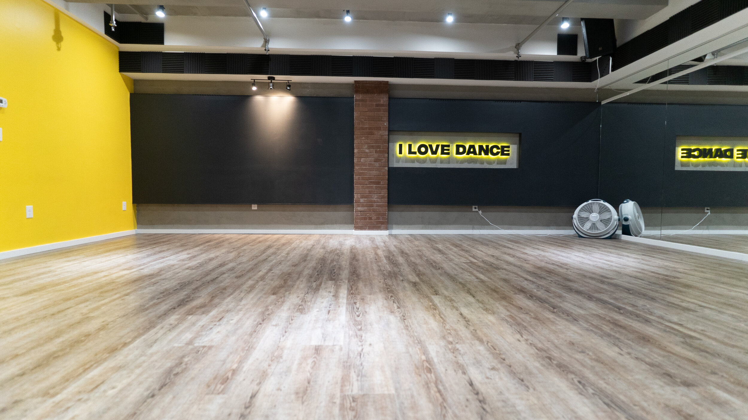 Queen's Dance Studio