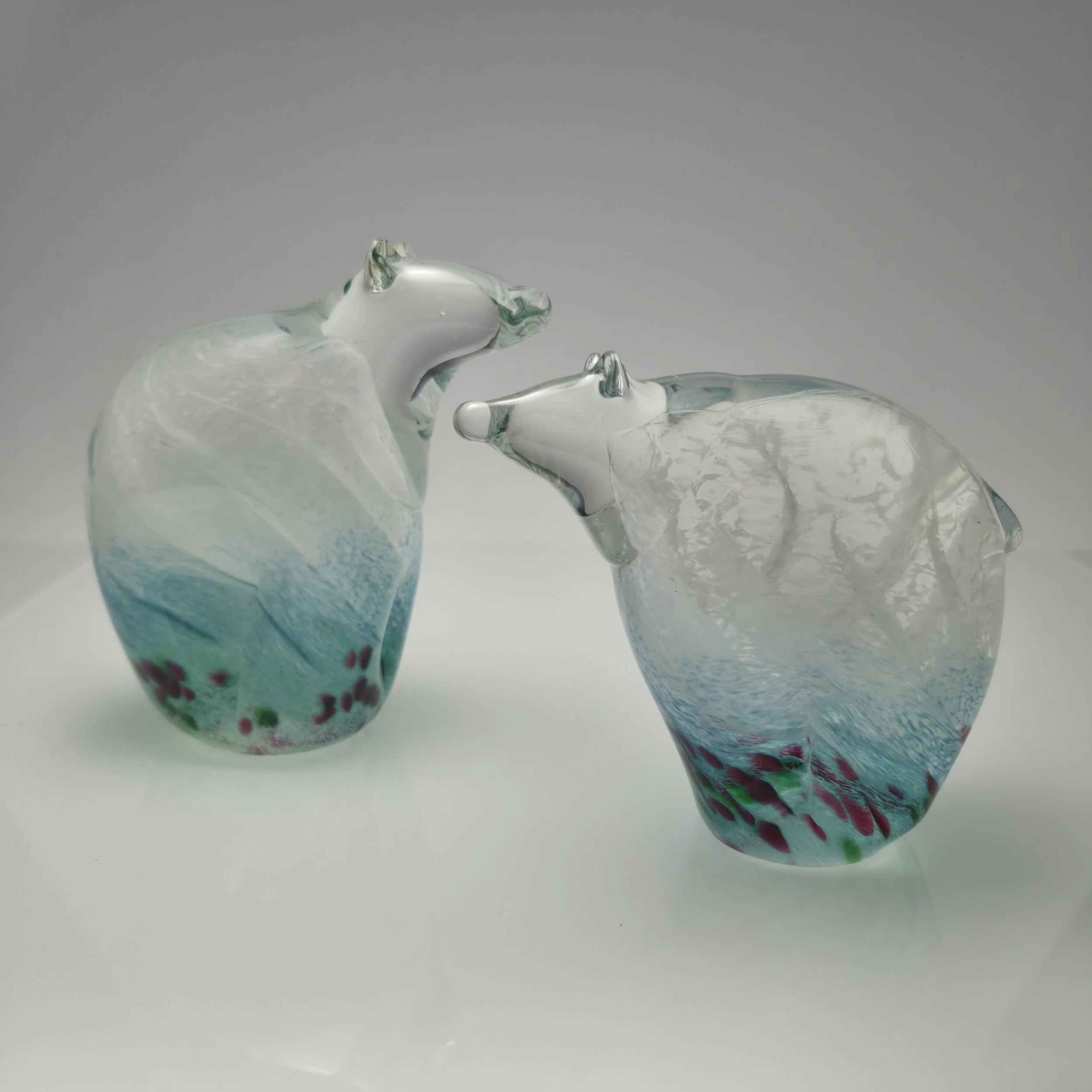 "Polar bears"- glass sculpture