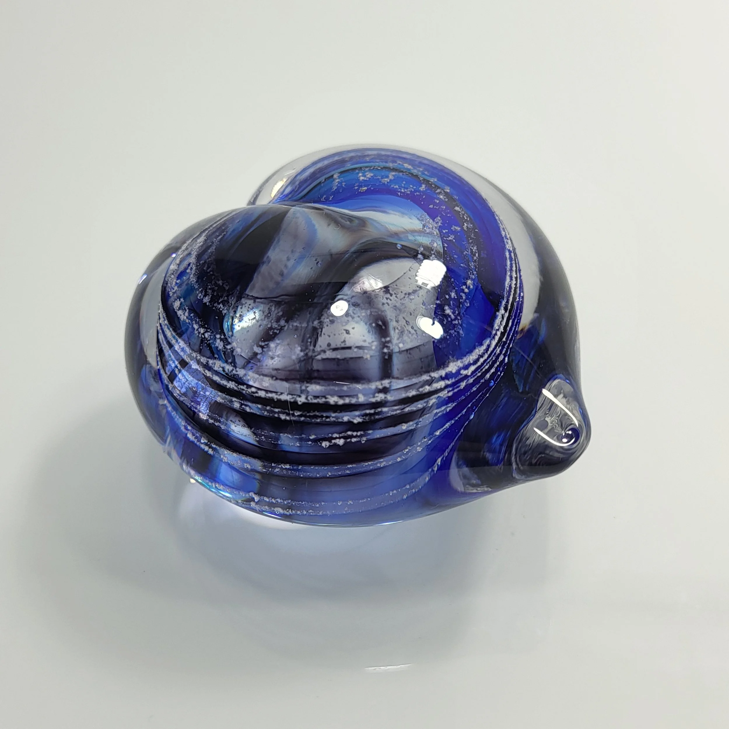 "Heart of Gold" paperweight style