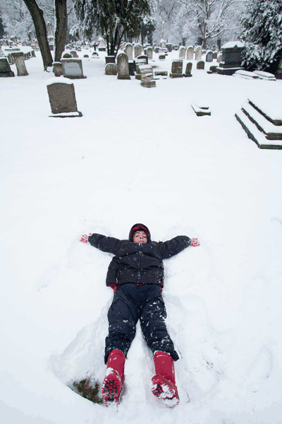 RUBEN_SNOW_ANGEL_2013.gif