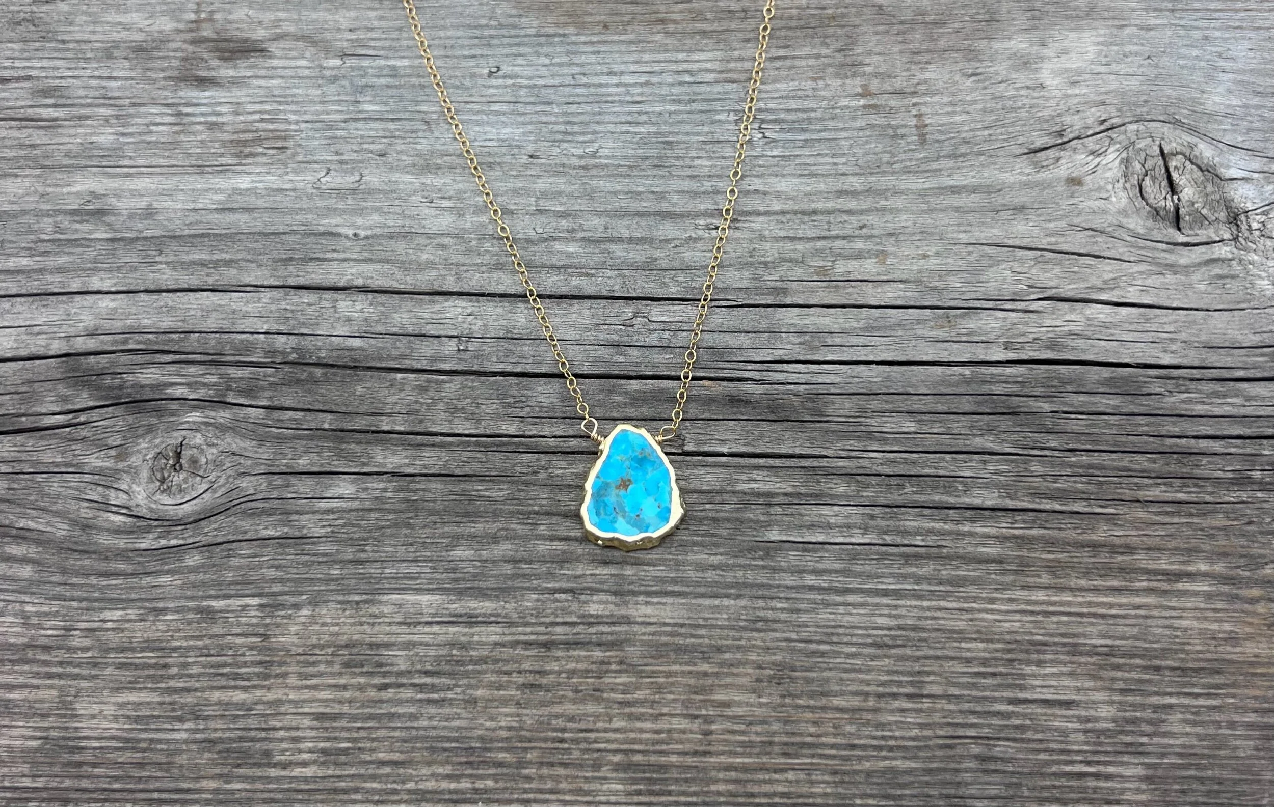 B03A2AF7-DC7E-4DD8-94D9-7D9451A4E2DB