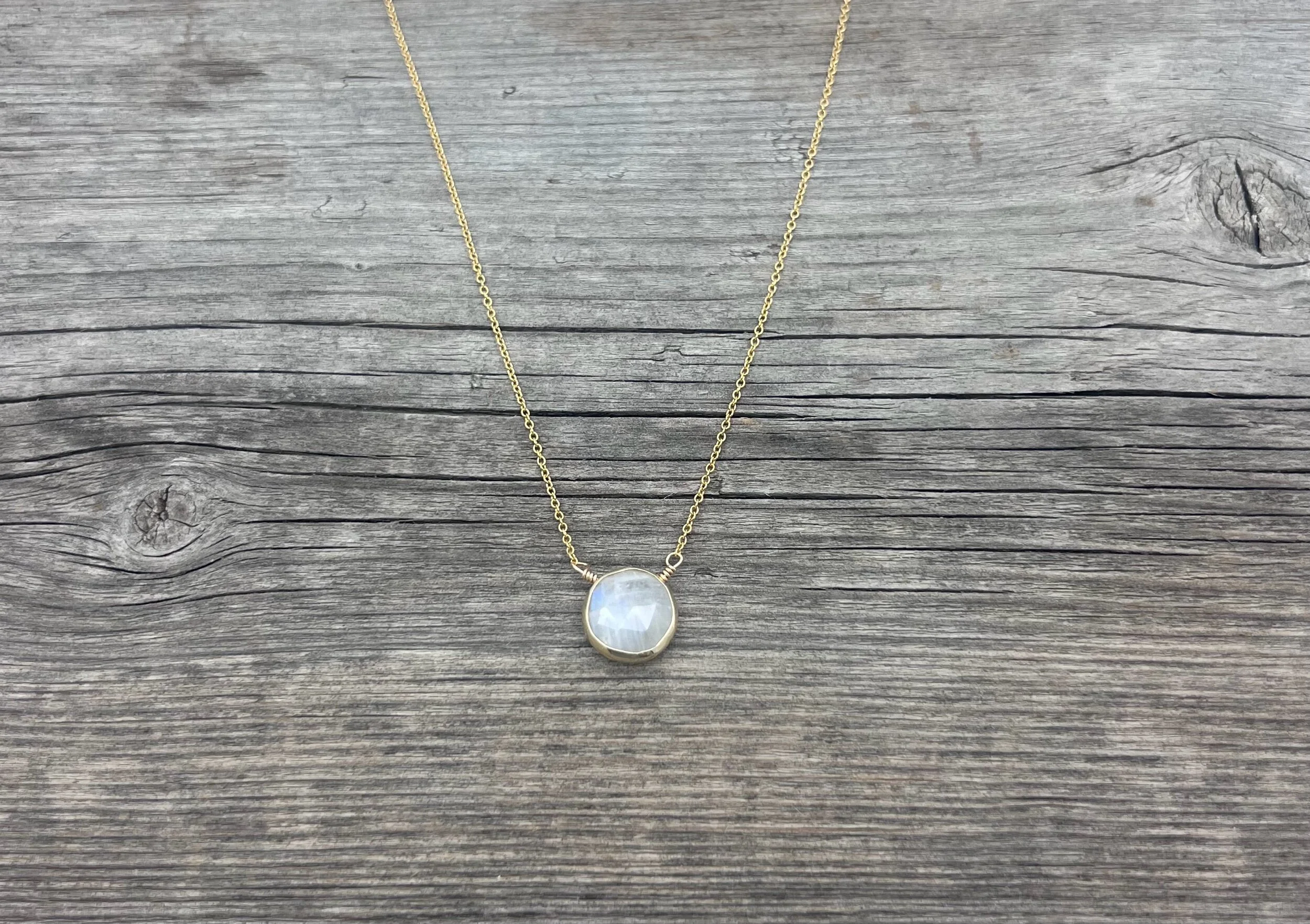 8FA0270B-60D1-4DBB-8AD4-E54AC47132EE