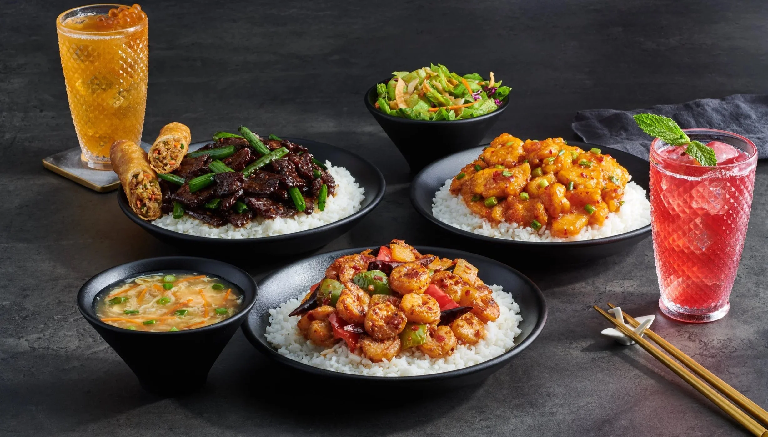 PF+Changs_Lunch+Dinner+Group_8967.jpg