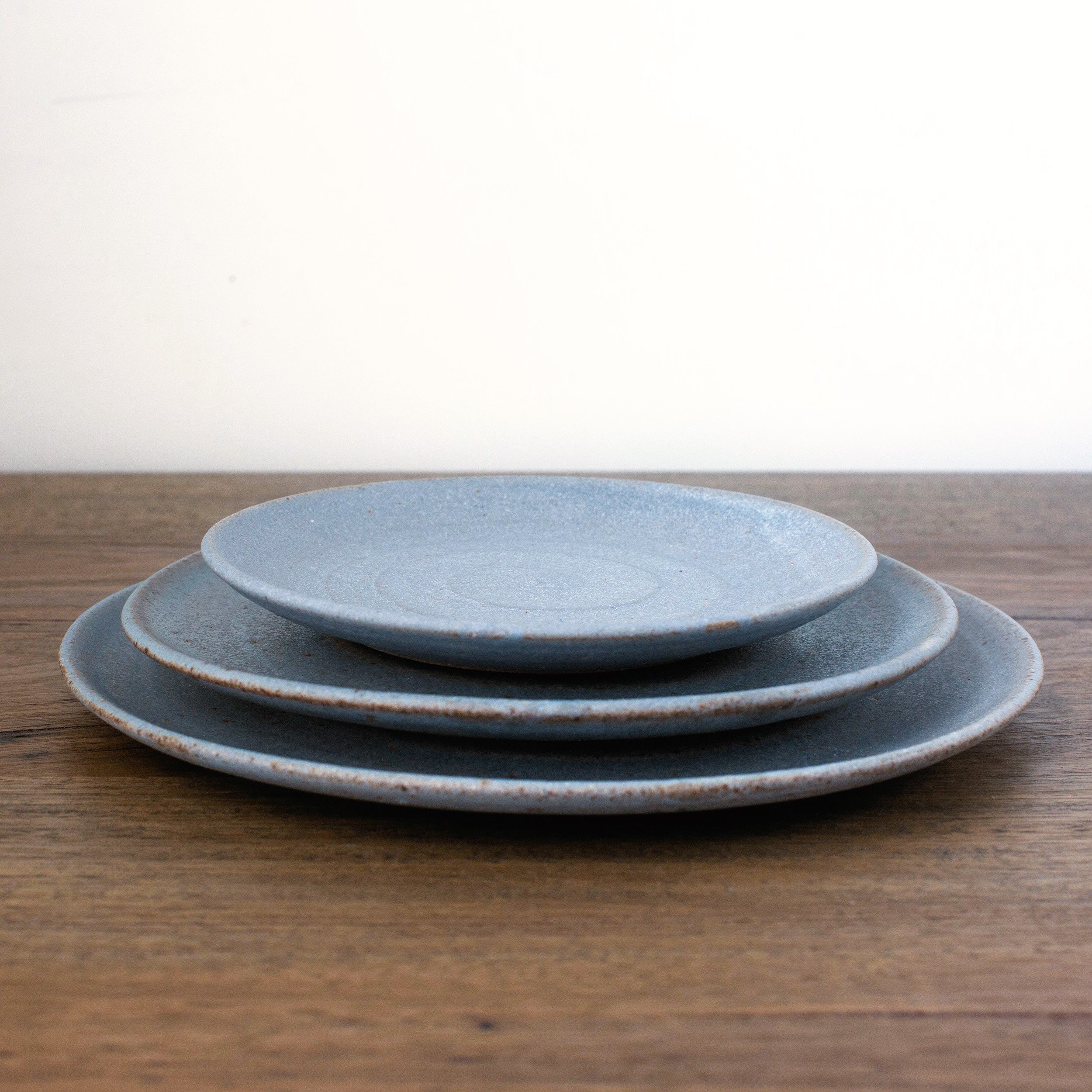 Grey blue plate set 2.jpg