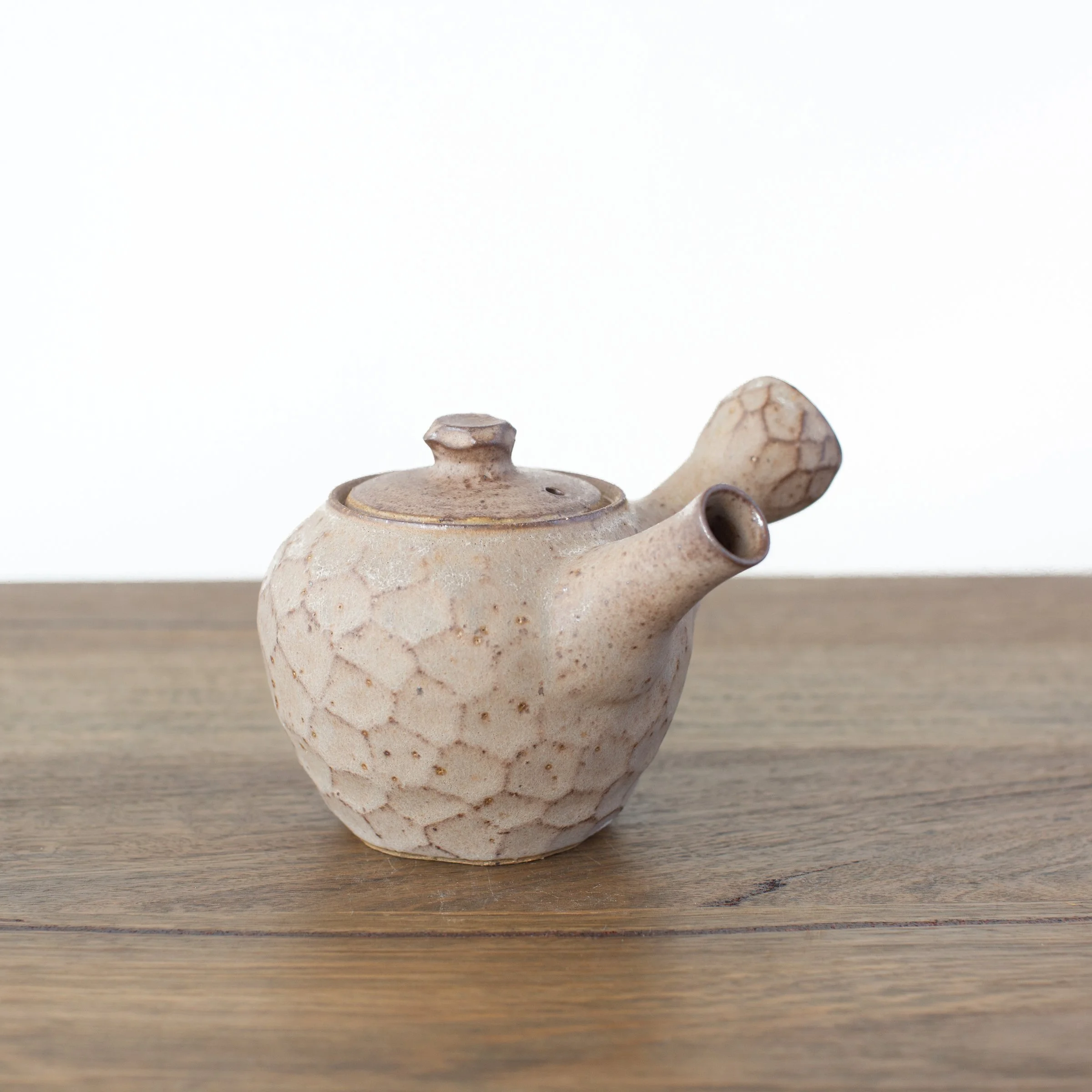 Mid brown teapot.jpg