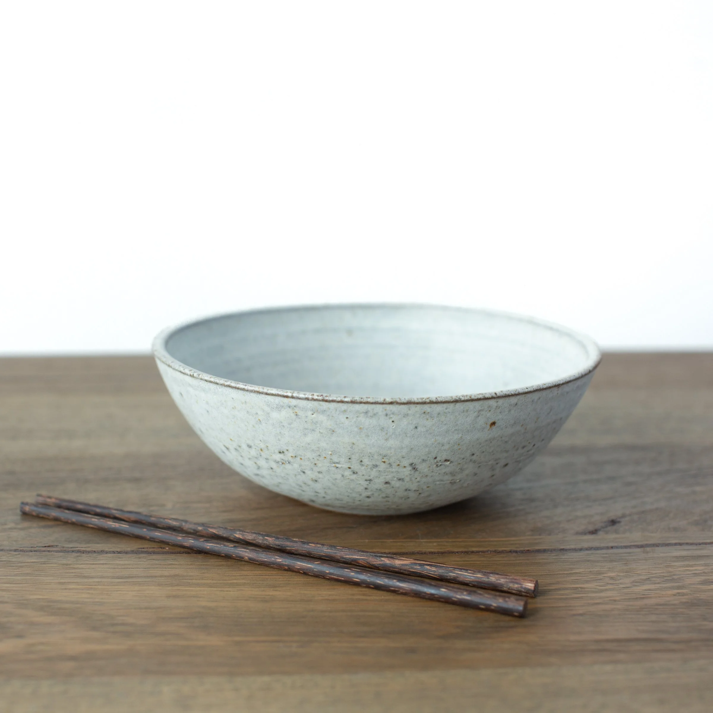 Cream large bowl 2.jpg