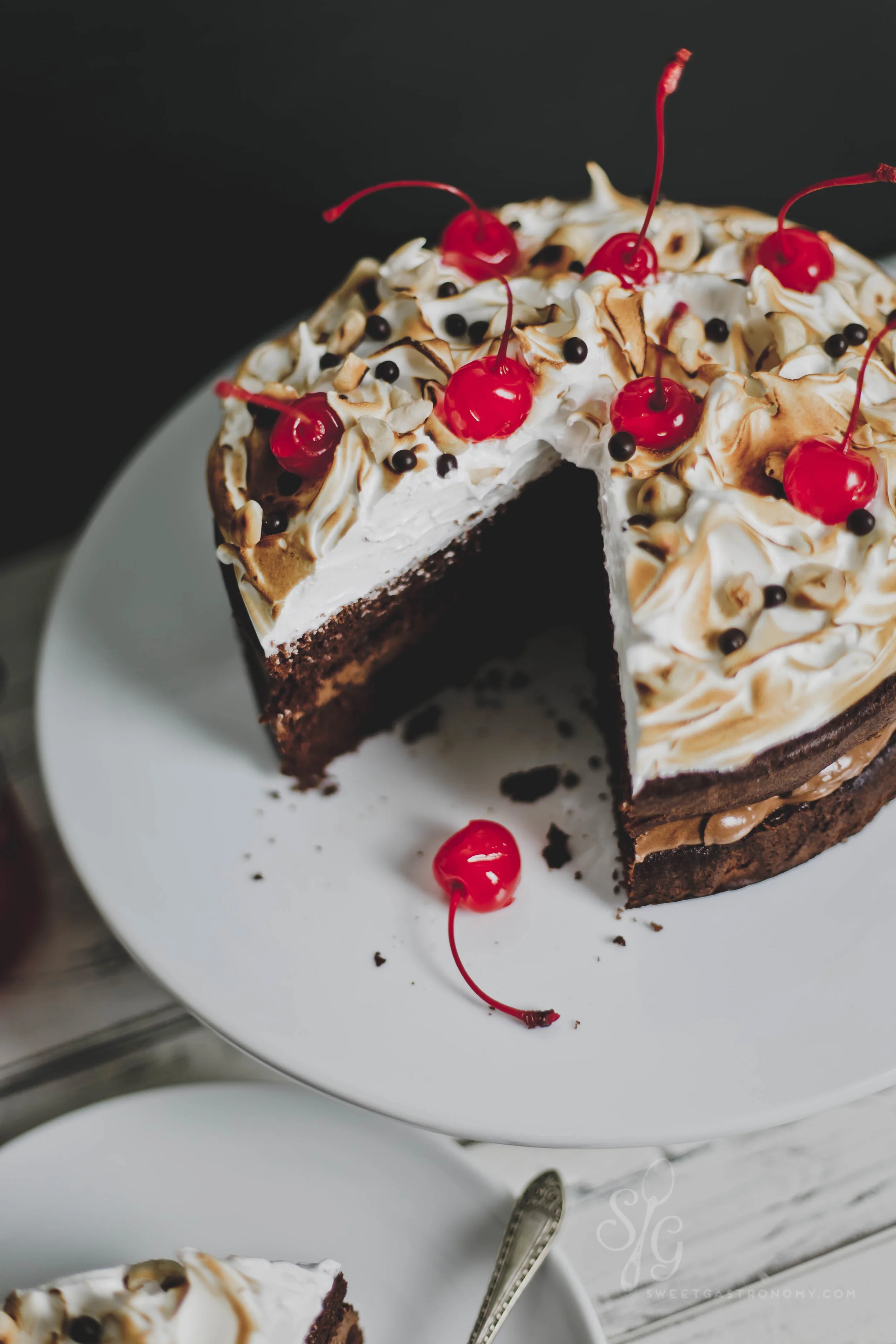 Meringue topped Chocolate Cake — Sweet Gastronomy